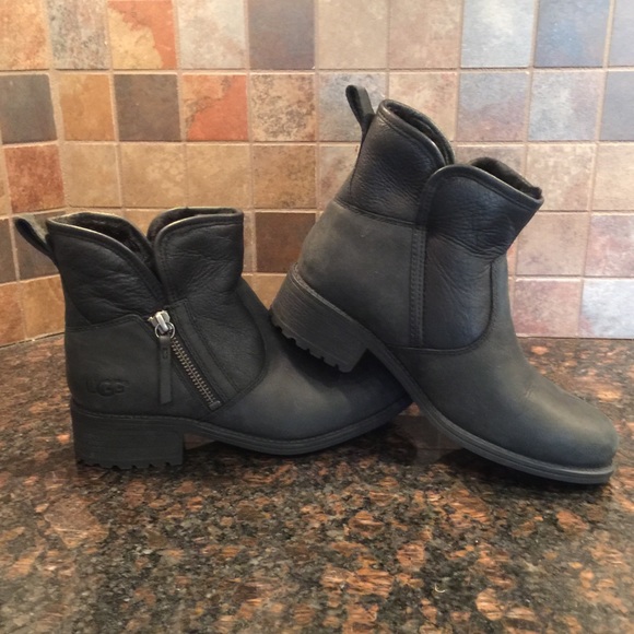 UGG Shoes - NWOT UGG Lavelle Leather Boots -6